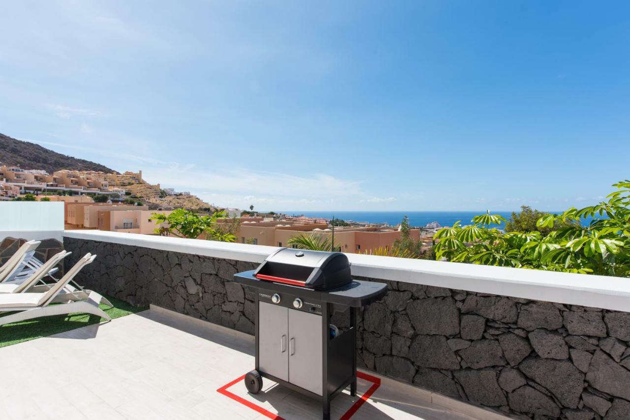 Luxury White Villa With Sea View, Heated Pool Costa Adeje  ภายนอก รูปภาพ