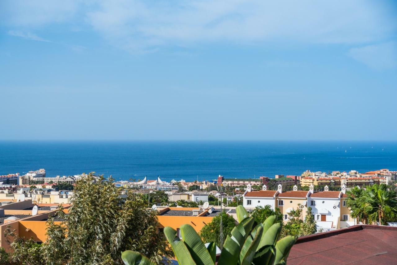 Luxury White Villa With Sea View, Heated Pool Costa Adeje  ภายนอก รูปภาพ