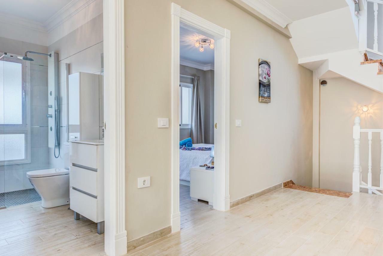 Luxury White Villa With Sea View, Heated Pool Costa Adeje  ภายนอก รูปภาพ
